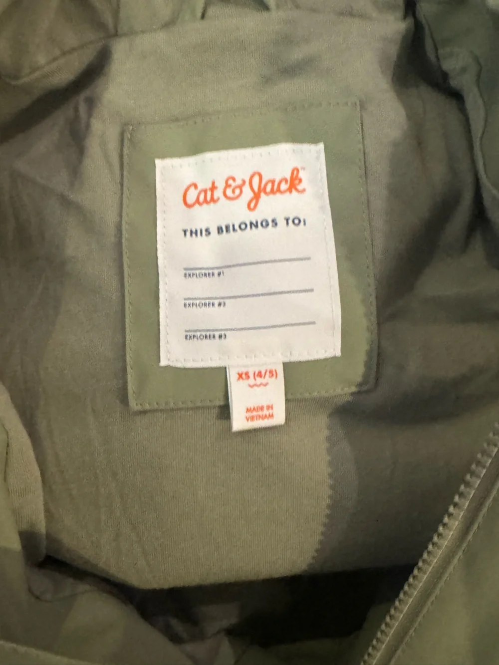 Cat & Jack Kids Raincoat Size 4/5 - NWT